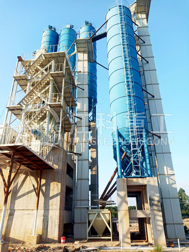 广东30万吨预拌砂浆站组装现场