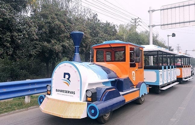 柴油观光小火车