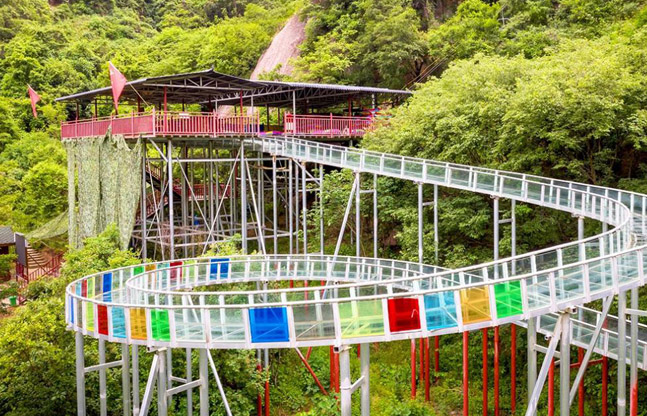 无动力玻璃滑道