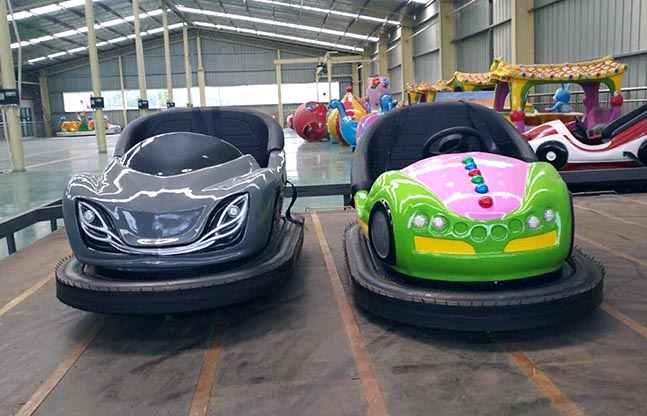 碰碰车游乐设备