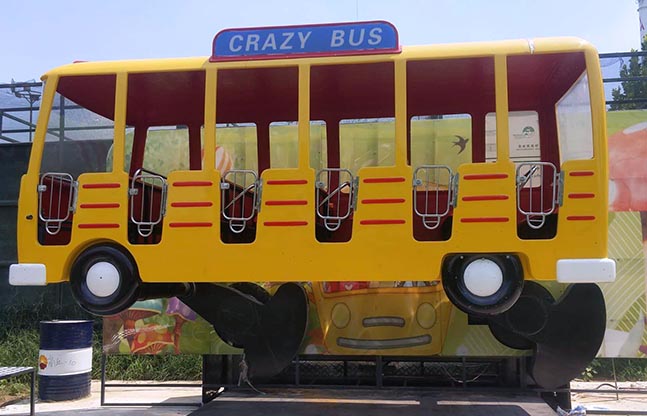 疯狂巴士游乐设备