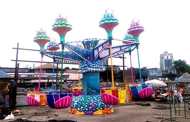 逍遥水母游乐设备