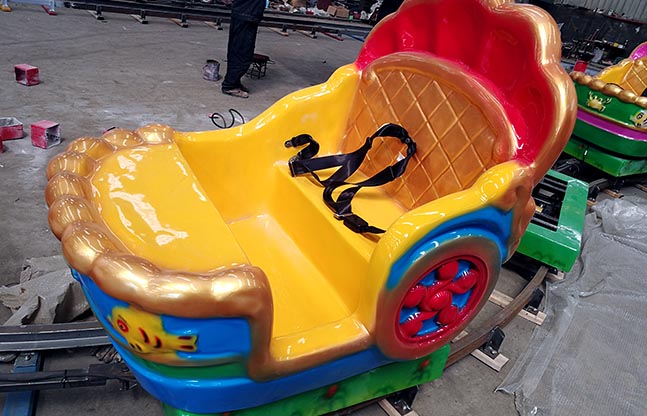 万马奔腾游乐设备