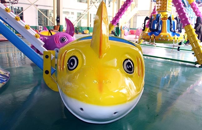 自控鲨鱼游乐设备