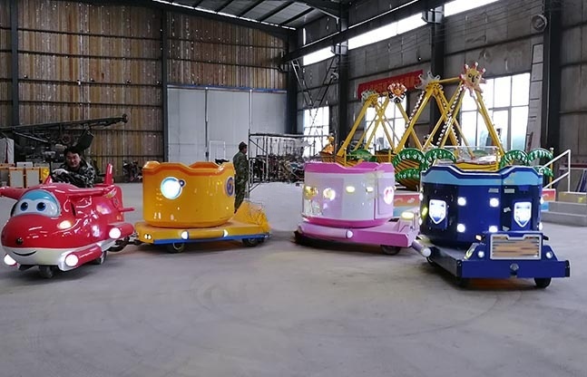 小飞侠无轨小火车