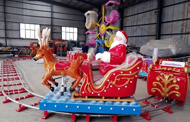 圣诞轨道小火车