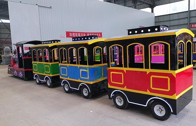 电瓶无轨小火车