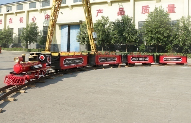 公园骑乘小火车