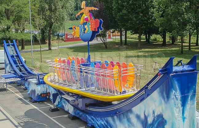 冲浪者游乐设备