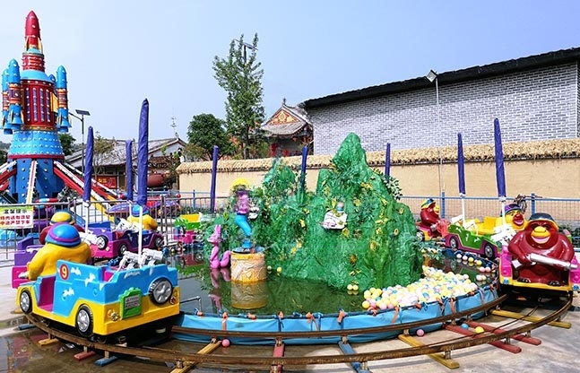 宝马飘车游乐设备