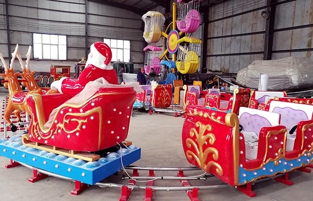 圣诞轨道小火车