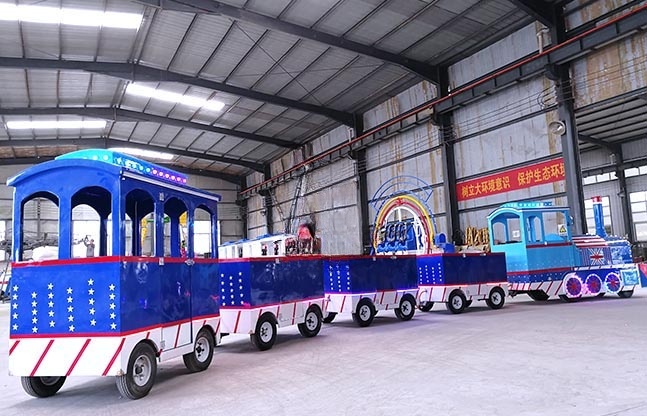 英伦电瓶无轨火车