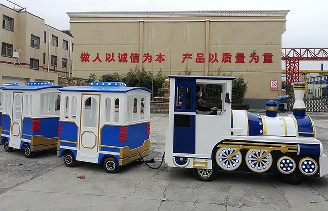 复古观光小火车