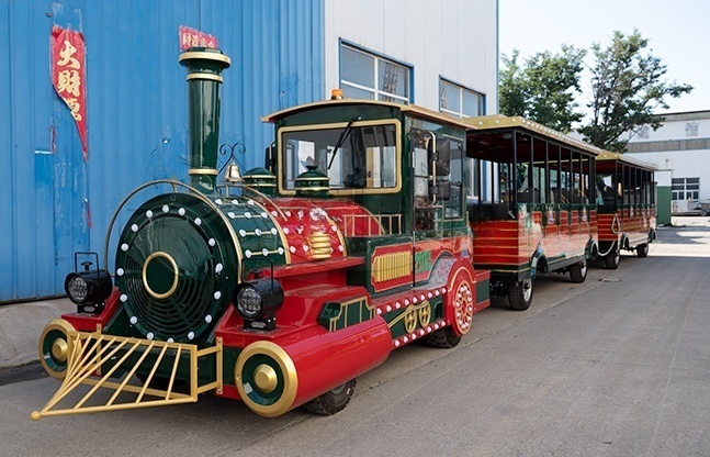 复古无轨小火车