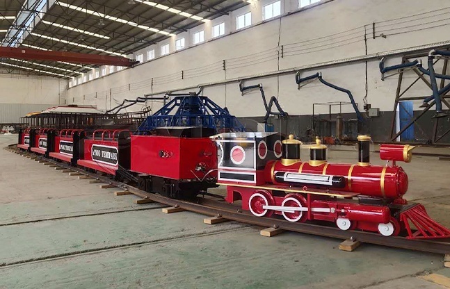 公园骑乘小火车