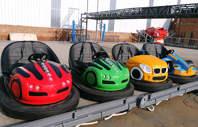 公园地网碰碰车