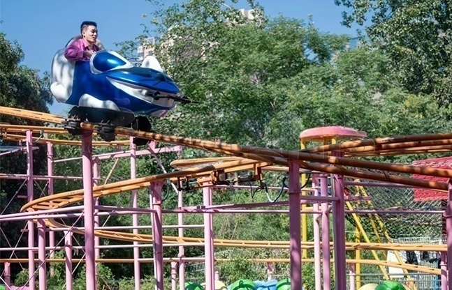 疯狂老鼠游乐设备