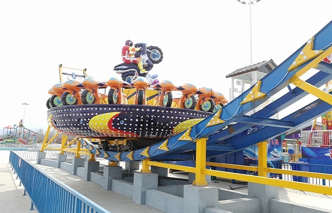 神州飞碟游乐设备