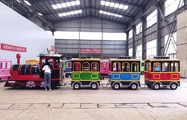 电瓶无轨小火车