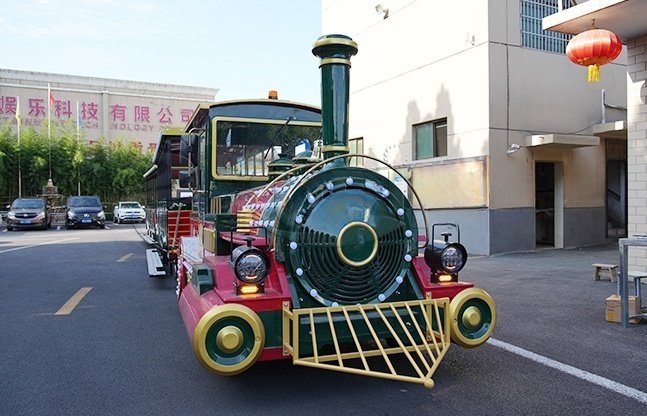 复古无轨小火车