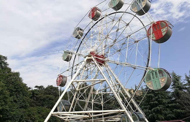 摩天轮游乐设备