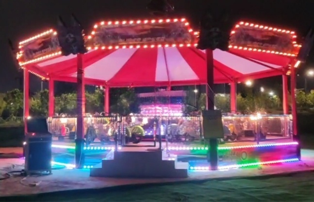 机车少年游乐设备