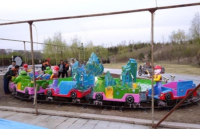 宝马飘车游乐设备