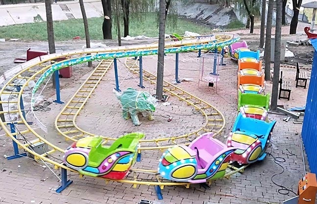 太空穿梭游乐设备