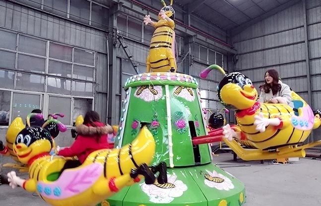 弹跳蜜蜂游乐设备